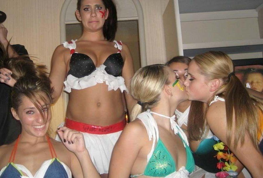 15P Pictures of horny girlfriends going lesbian
