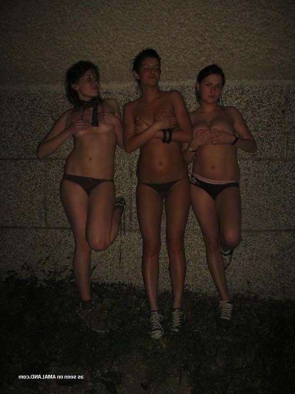 16P Pictures of wild teen lesbians going crazy