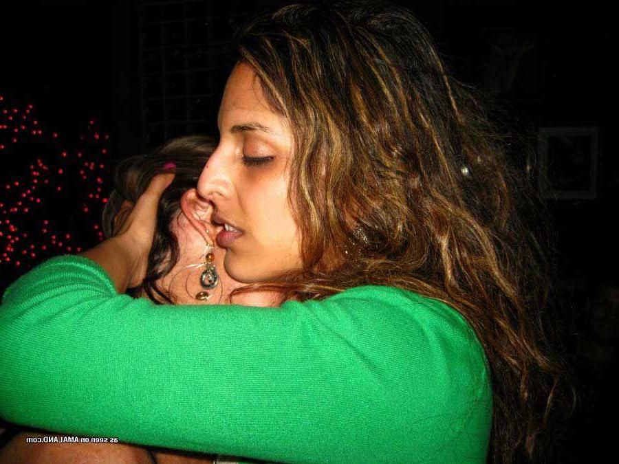 16P Pictures of lesbian girlfriends eating pussy