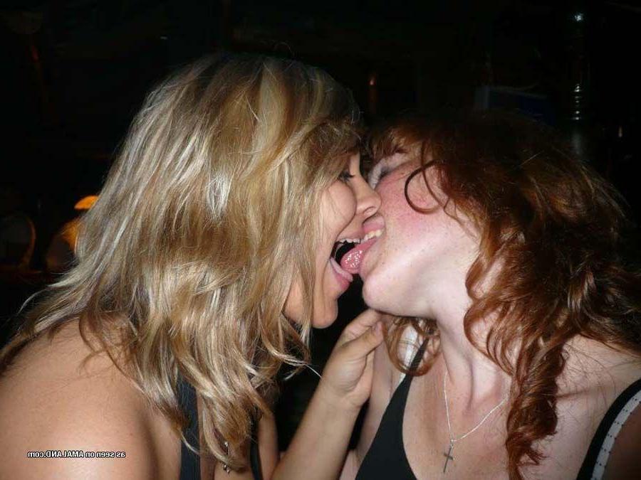 15P Pictures of drunk lesbian teens going wild