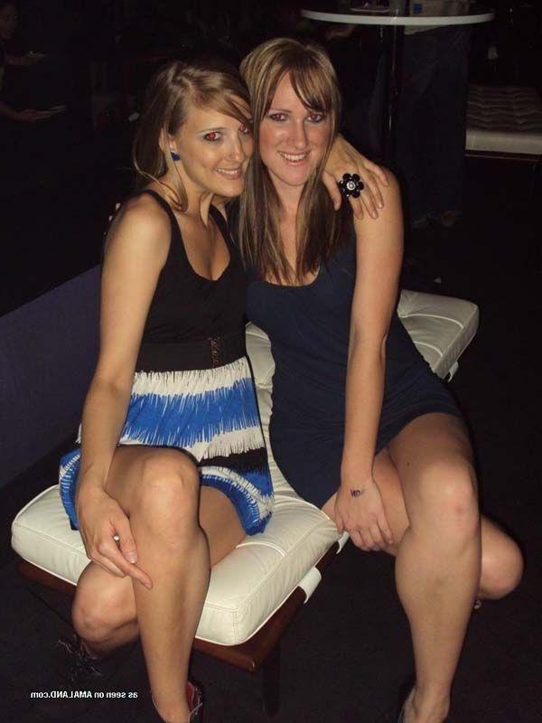 15P Pictures of lesbian girlfriends enjoying pussy and making out