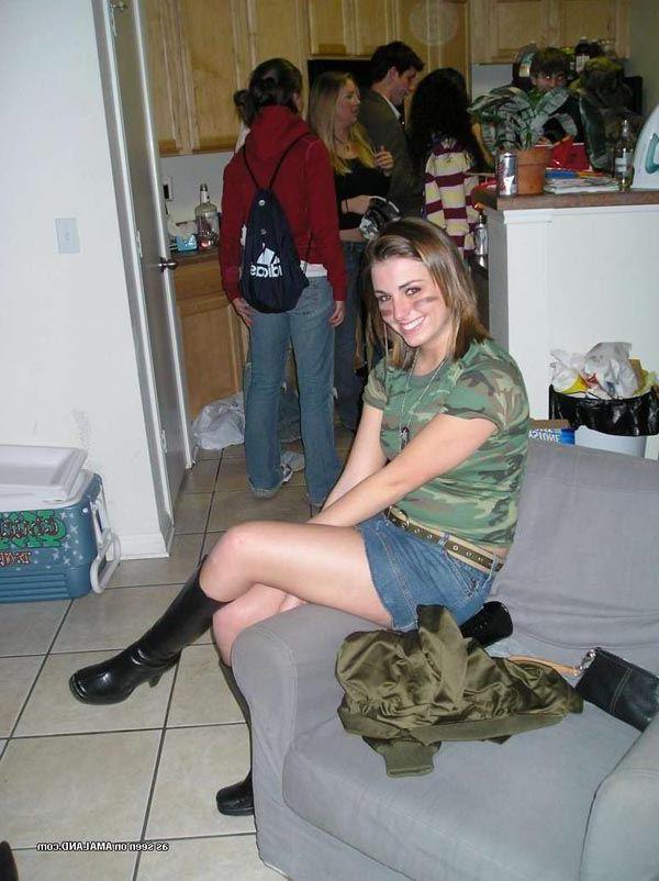 16P Pictures of lesbian girlfriends going wild