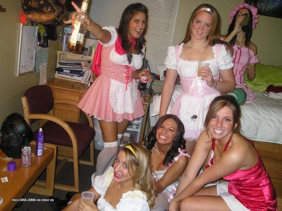 16P Pictures of lesbian girlfriends going wild