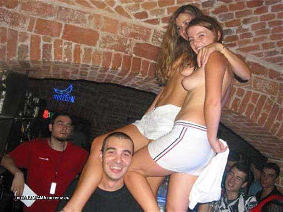 16P Pictures of lesbian girlfriends going wild
