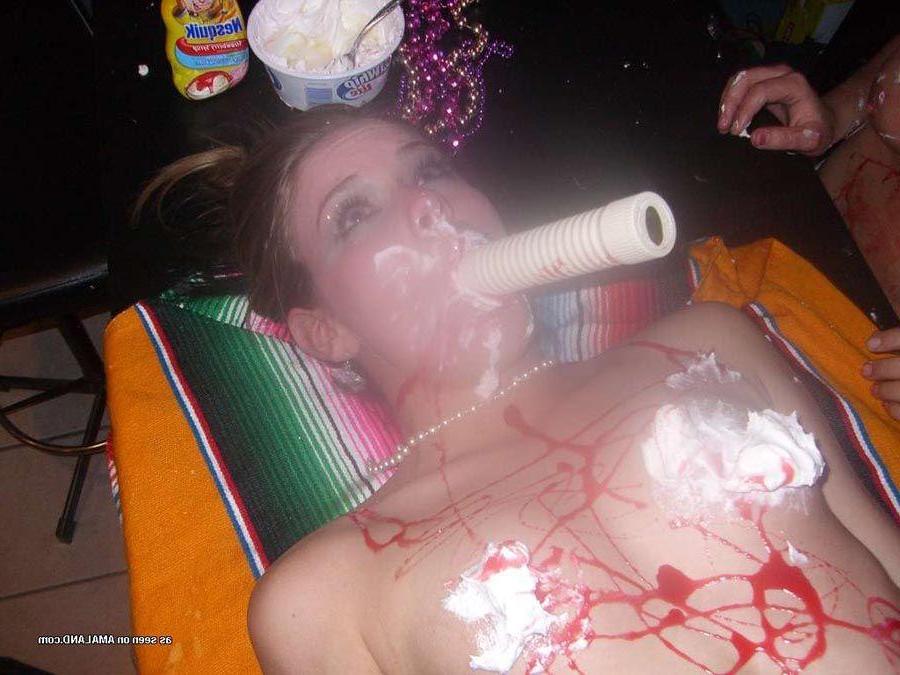 16P Pictures of lesbian amateurs going wild