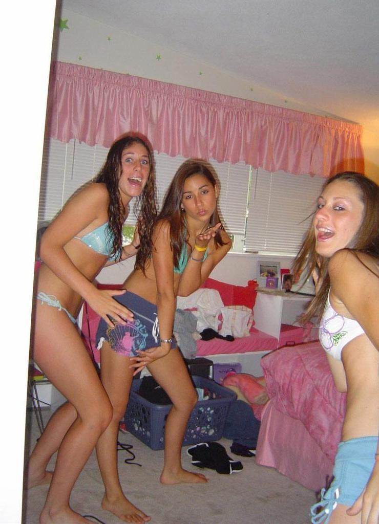 15P Pictures of crazy hot teens getting naughty on camera