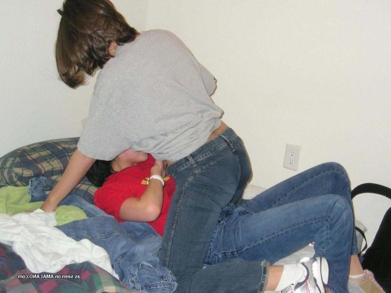 14P Pictures of lesbian amateur girlfriends going at it on camera