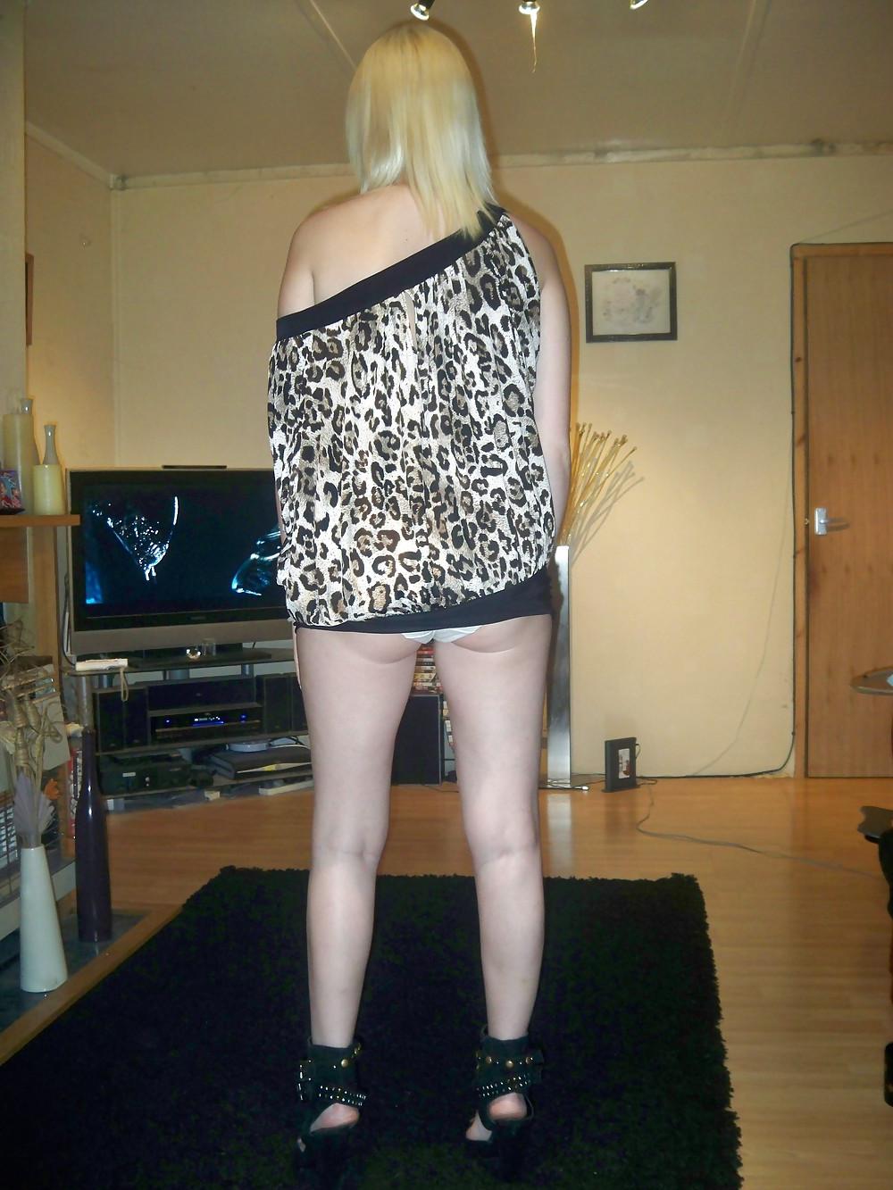 25P UK Amateur Milf Blonde Facial