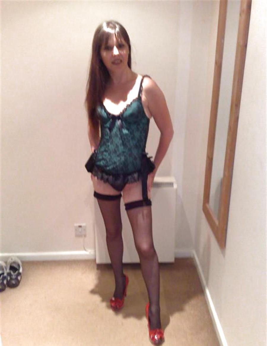 25P UK Amateur Milf Slag
