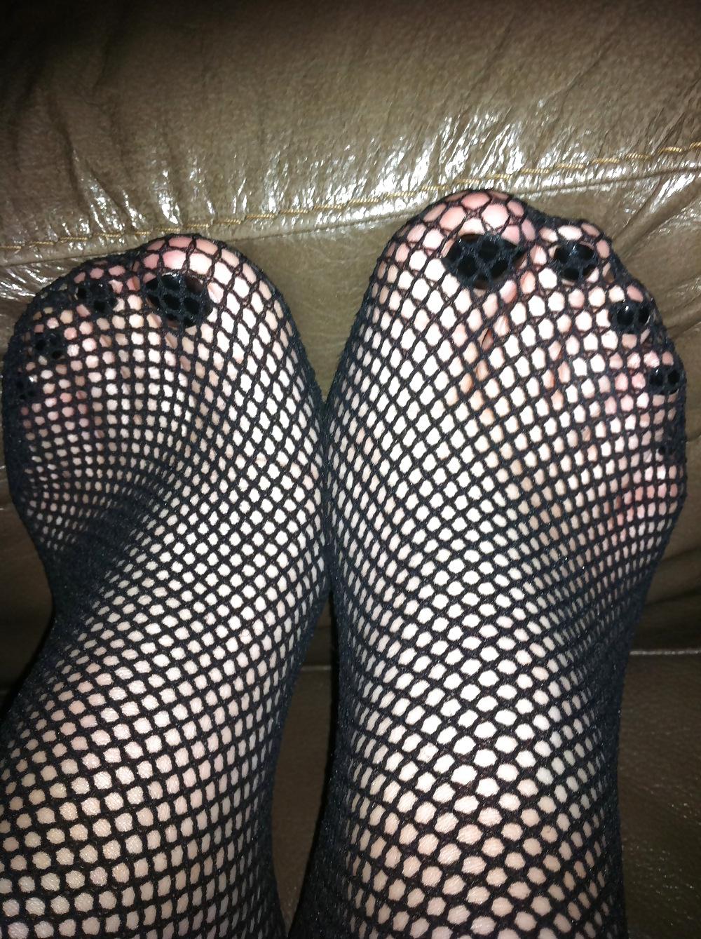 21P Girlfriends sexy feet