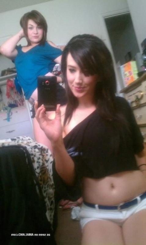 14P Camwhoring lesbian BFFs posing slutty at home