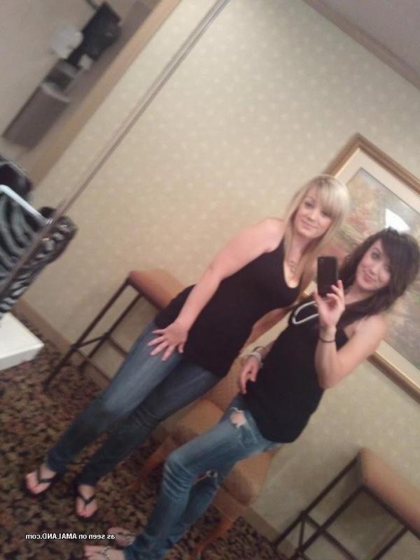 14P Camwhoring lesbian BFFs posing slutty at home