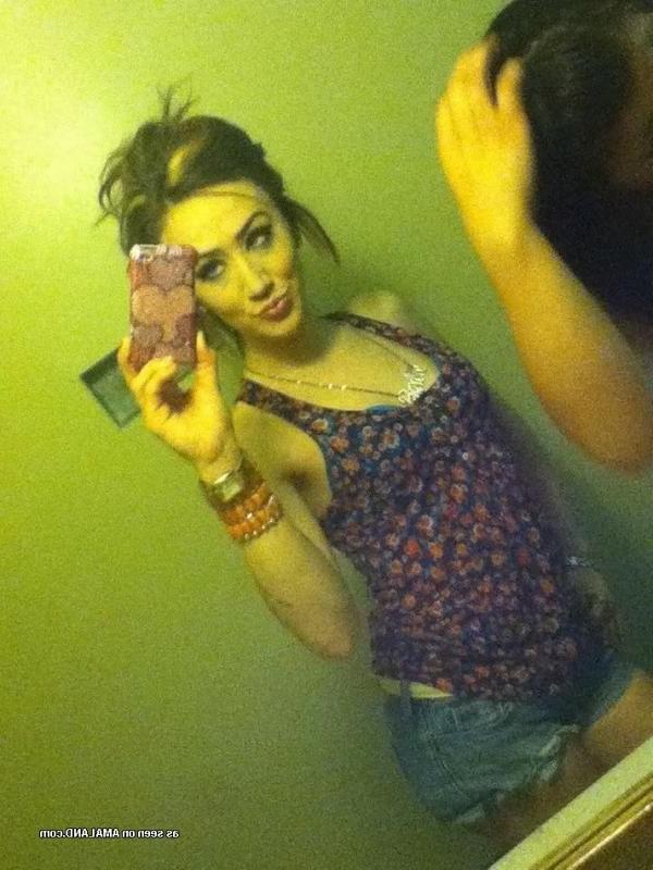 14P Camwhoring lesbian BFFs posing slutty at home