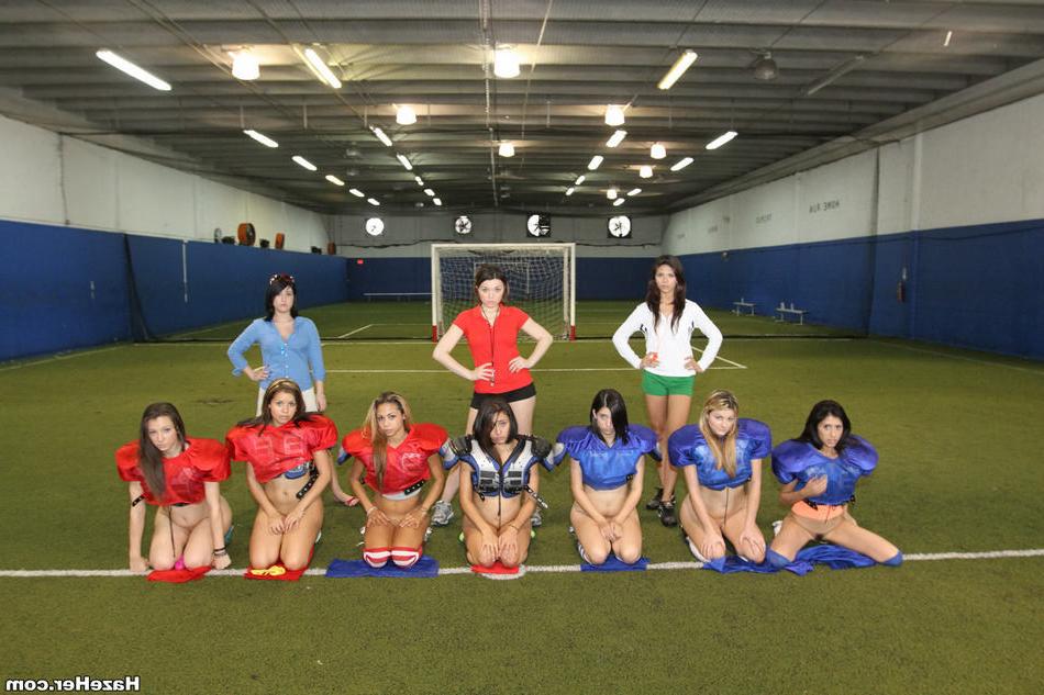 15P Naked amateur college lesbian sorority football