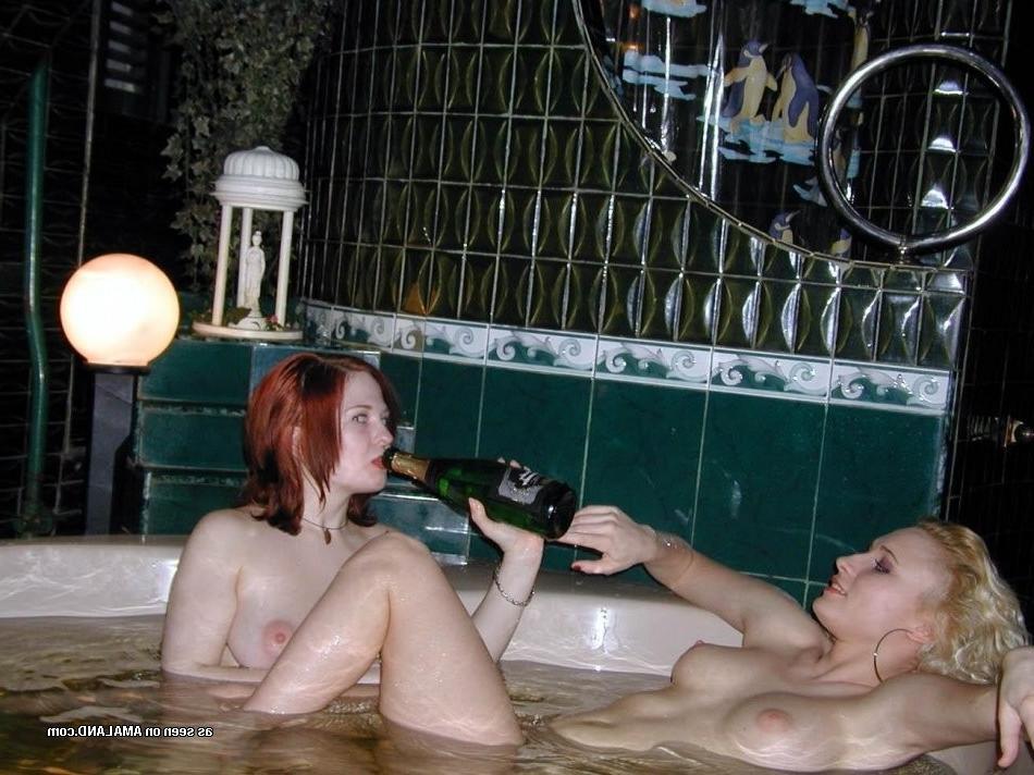 15P Amateur lesbian girlfriends get drunk and bathe