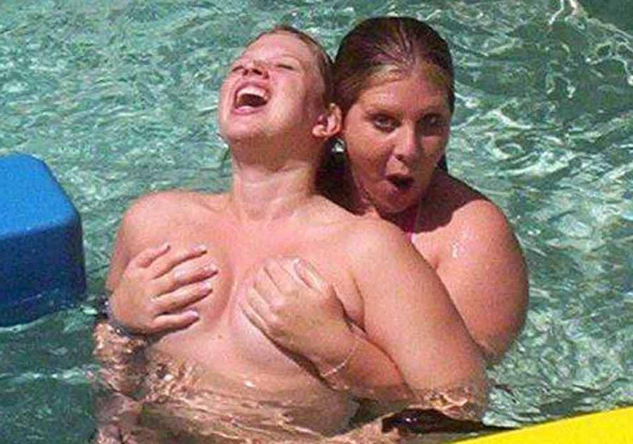 15P Picture selection of hardcore horny amateur lesbians 