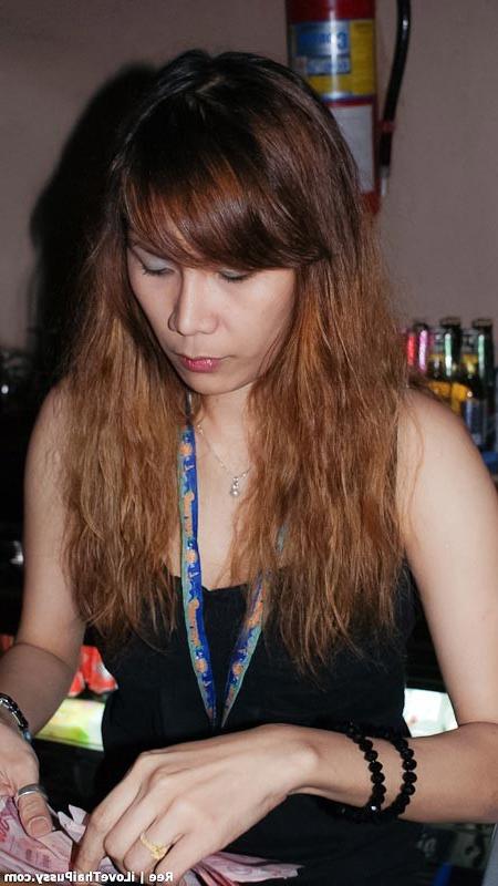 15P Drunk big titty Thai bargirl milf Ree in bed