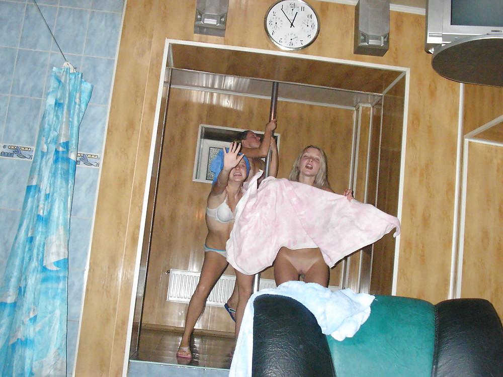 25P Sauna Lesbian Teens
