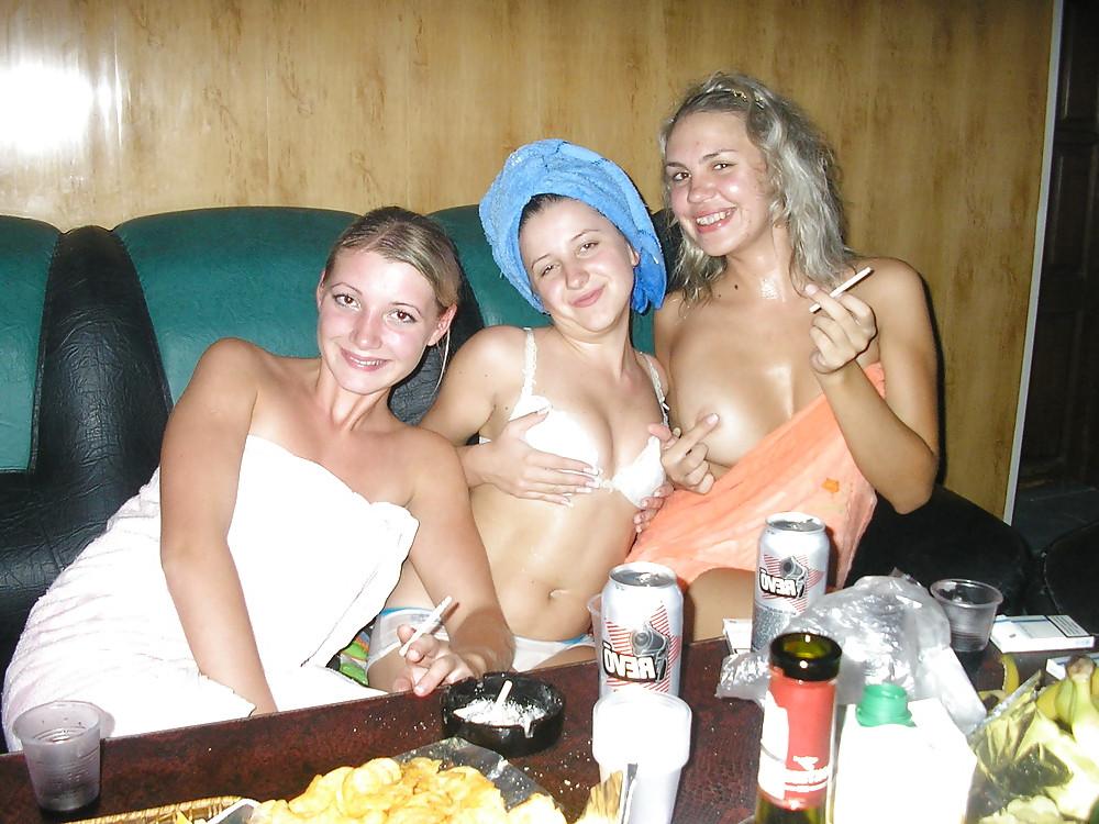 25P Sauna Lesbian Teens