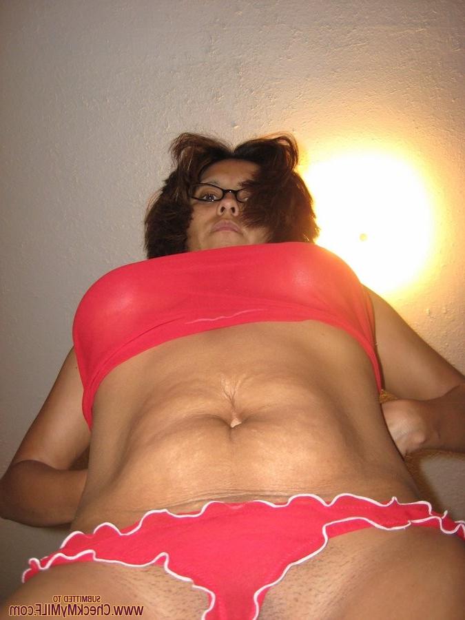 15P Amateur milf girlfriend