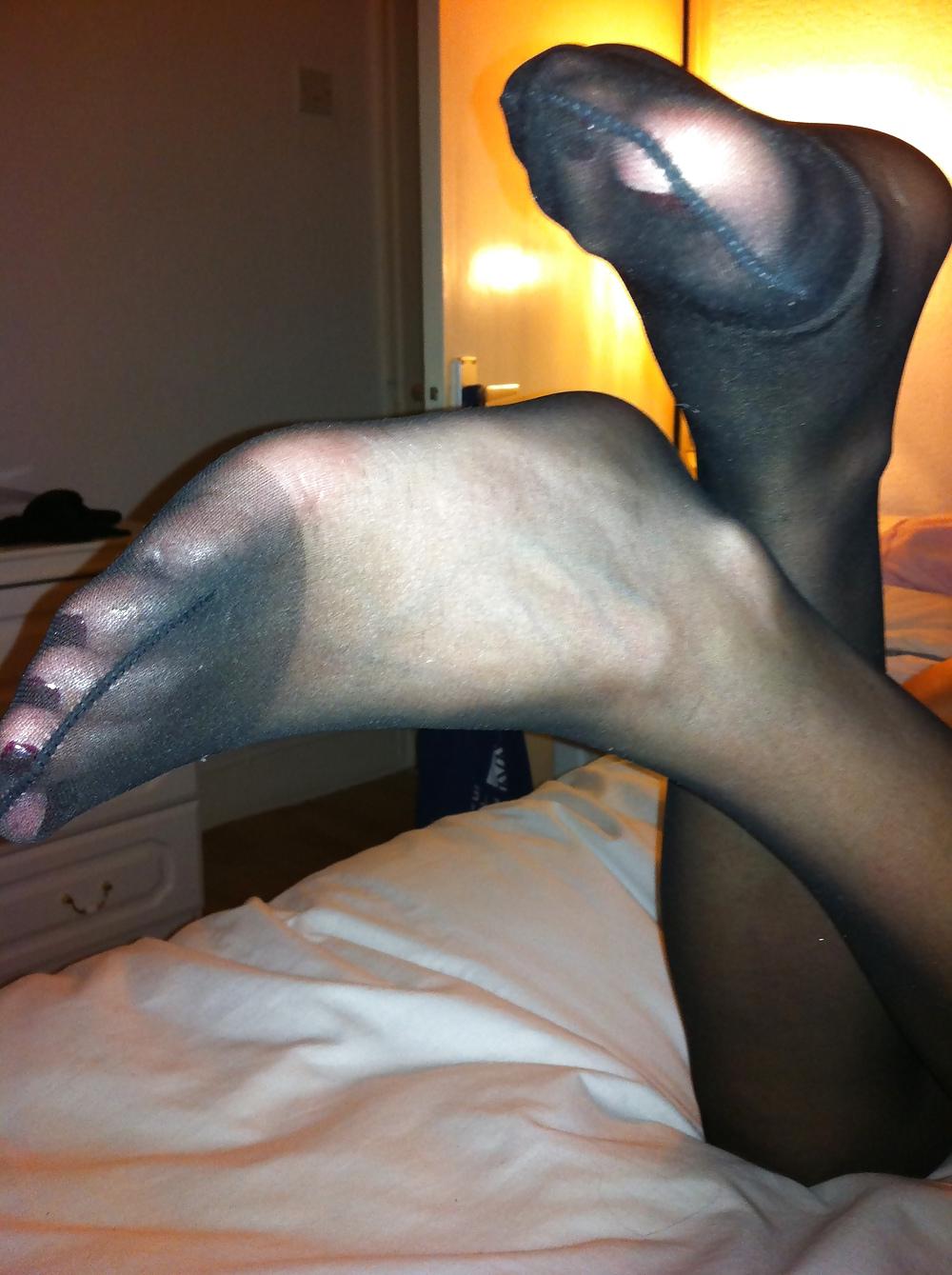 20P Her sexy stocking feet i coverd in my cum