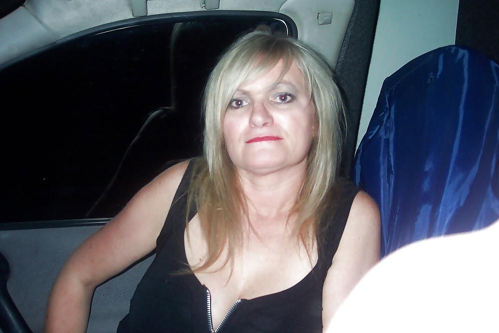 7P UK Amateur Milf Samantha Van Slut
