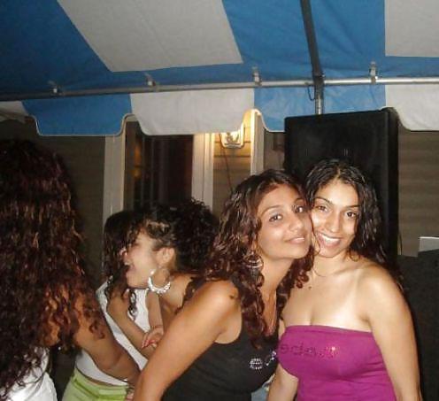 15P Indian and Pakistani lesbian slags