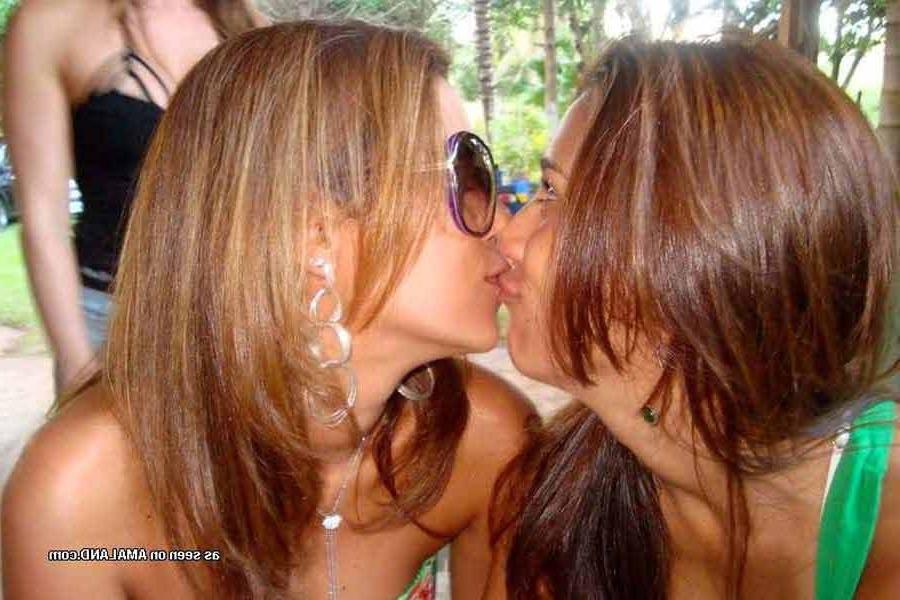 15P Hot picture collection of hardcore and wild amateur lesbians 