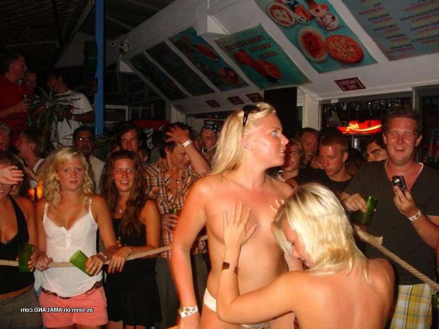 15P Hot picture collection of hardcore and wild amateur lesbians 