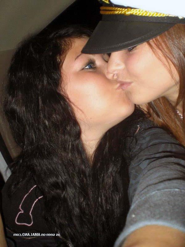 15P Nice picture set of amateur steamy hot naughty lesbos 