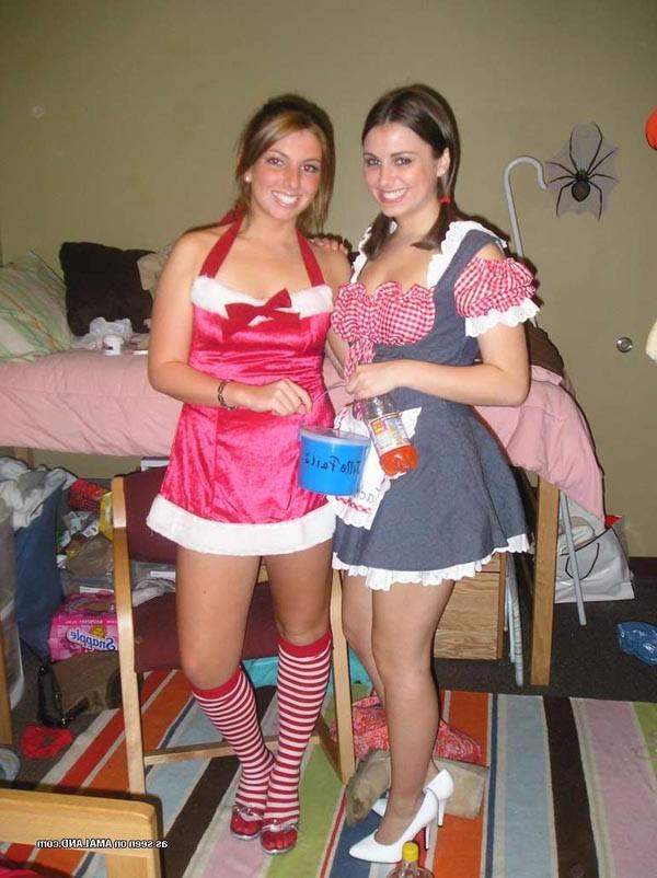 16P Nice sizzling picture collection of steamy hot amateur naughty lesbians