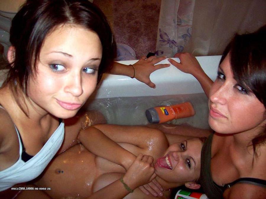 16P Steamy hot picture set of sexy amateur lesbos having fun