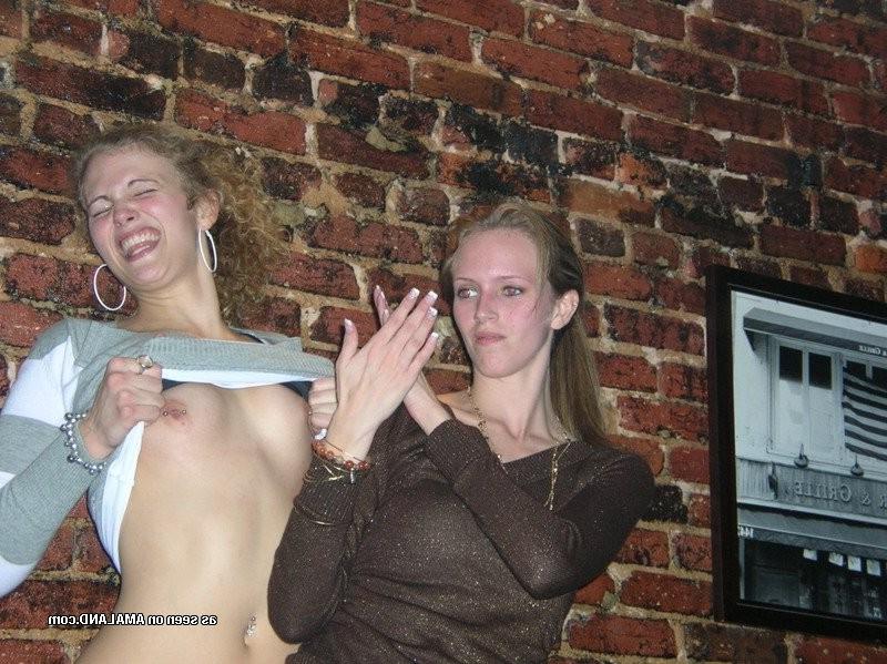 15P Nice flaming hot photos of amateur girls flashing tits