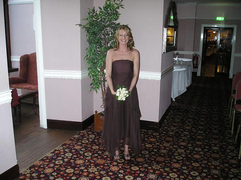 8P UK Amateur Milf Roz