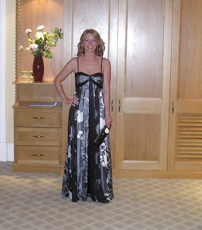 8P UK Amateur Milf Roz