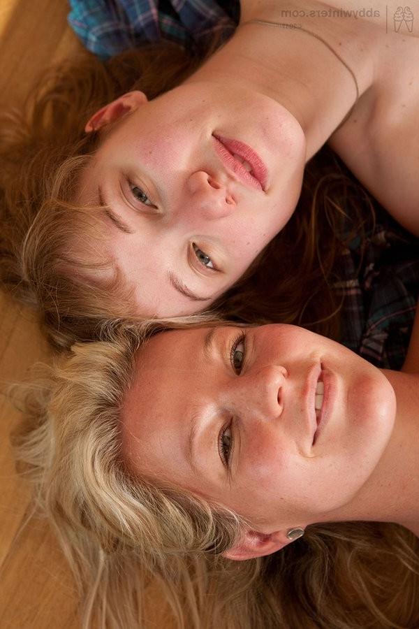 15P Blond Milf Seduces Amateur Girl Into Lesbian Action