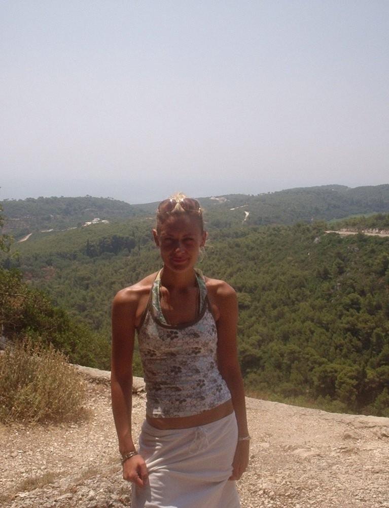 15P Sexy horny busty milfs giving amazing sexy blowjobs