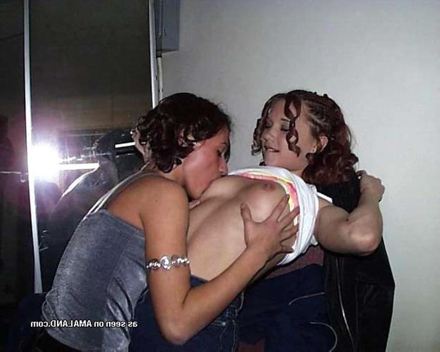 15P Real amateur lesbian girlfriends exposed on camera