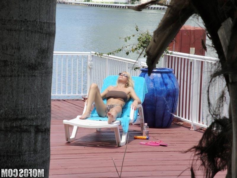 17P Sexy blonde milf with big boobs is spied and fucked