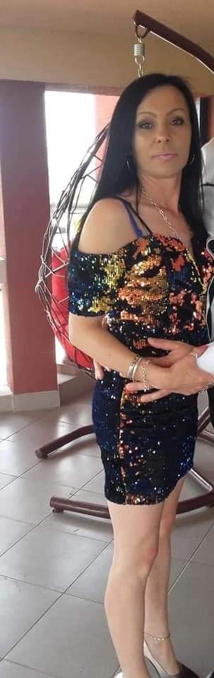 25P Serbian hot slut skinny milf mom Ankica Ristic