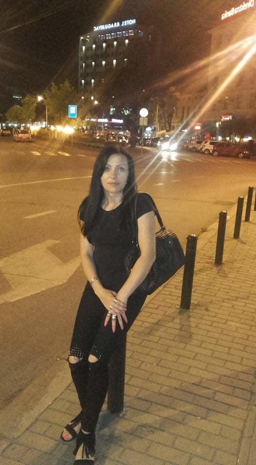 25P Serbian hot slut skinny milf mom Ankica Ristic