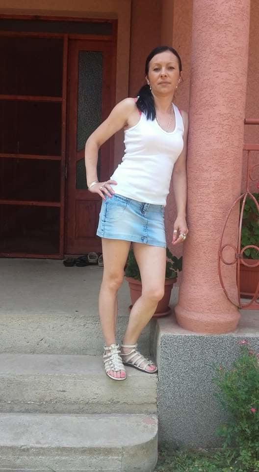 25P Serbian hot slut skinny milf mom Ankica Ristic
