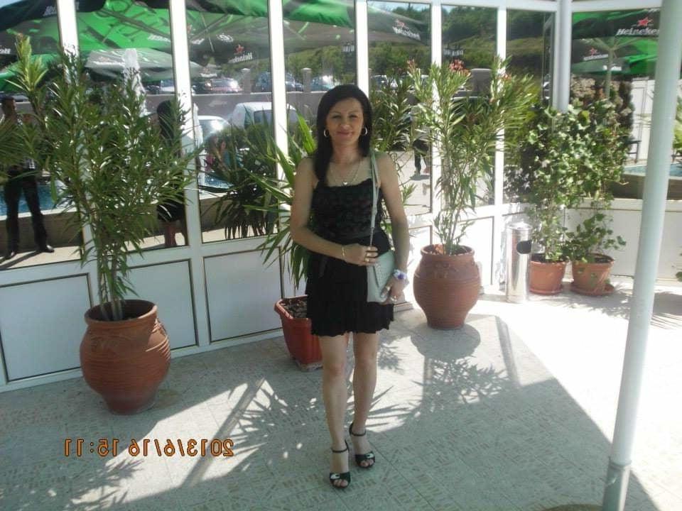 25P Serbian hot slut skinny milf mom Ankica Ristic