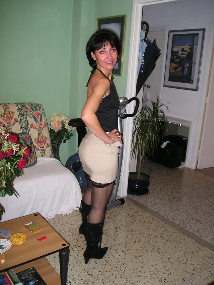 25P Cool Skinny Milf