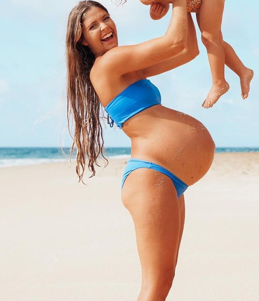 18P Pregnant amateur Megan with huge belly
