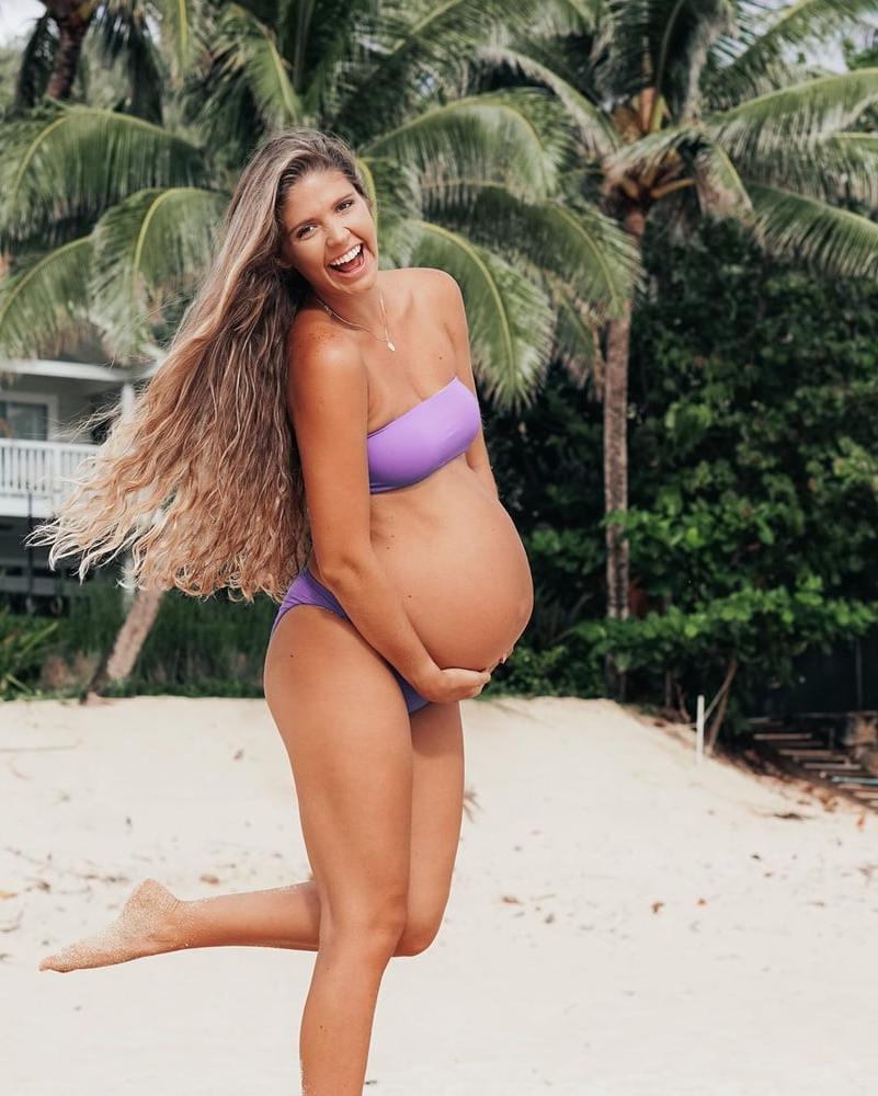 18P Pregnant amateur Megan with huge belly