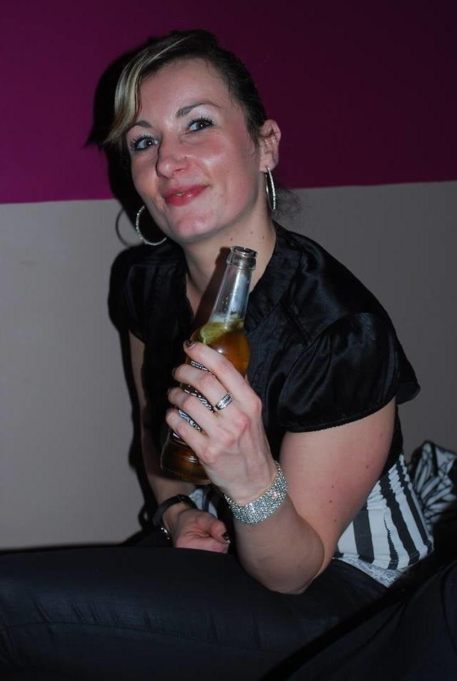 7P JUSTINE MILF FRENCH SLUT FROM LORIENT