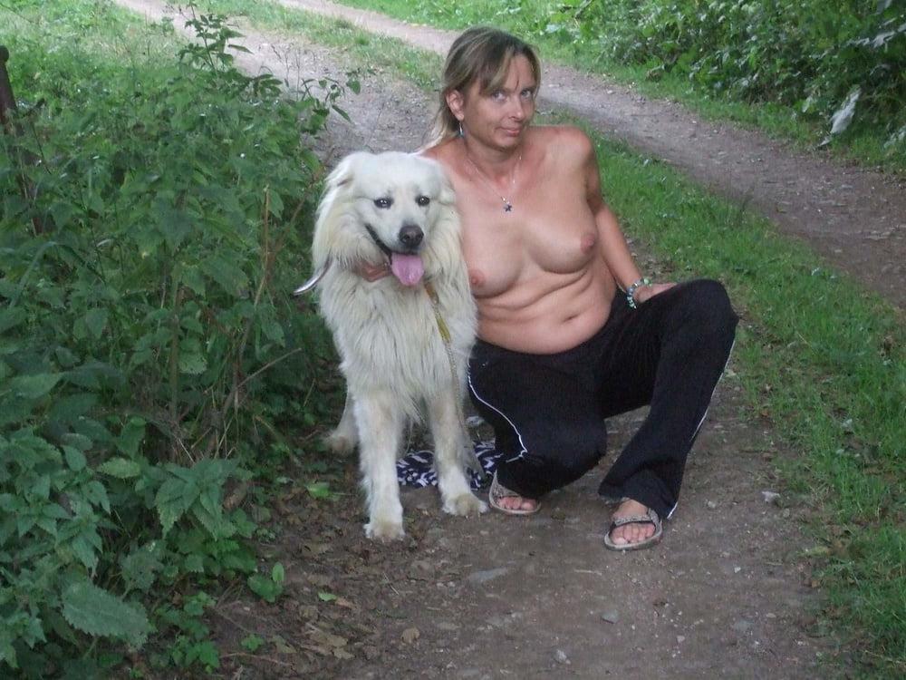 22P Eastern European Skinny Dipping Milf