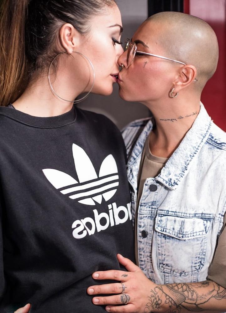 20P Girls on Girls (12)