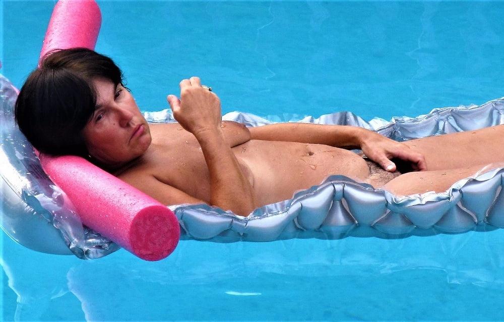 15P Mature amateur moms wives neighbors nude and non nude